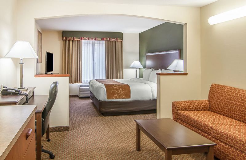 Holiday Inn Express & Suites Hood River, an IHG Hotel