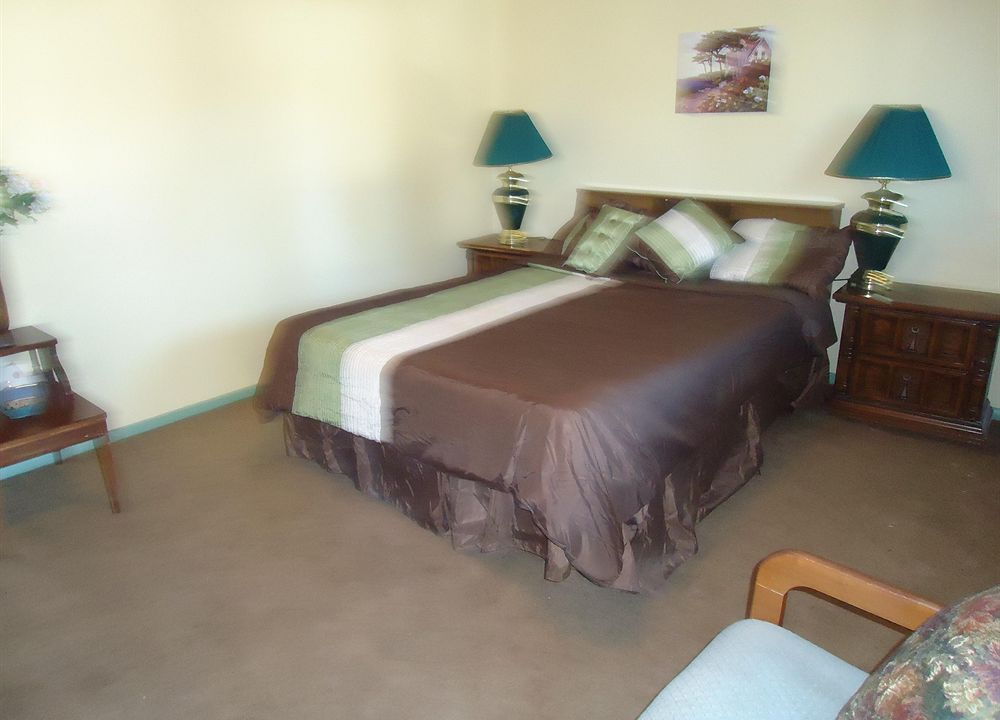 Blue Mountain Motel