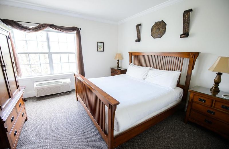 Inn at Crestwood