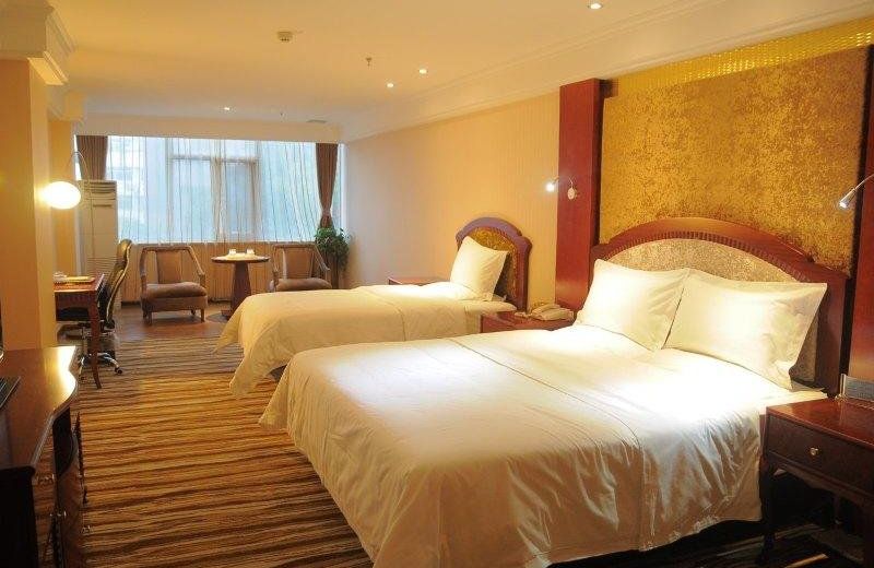 Zhongwei Grand Hotel