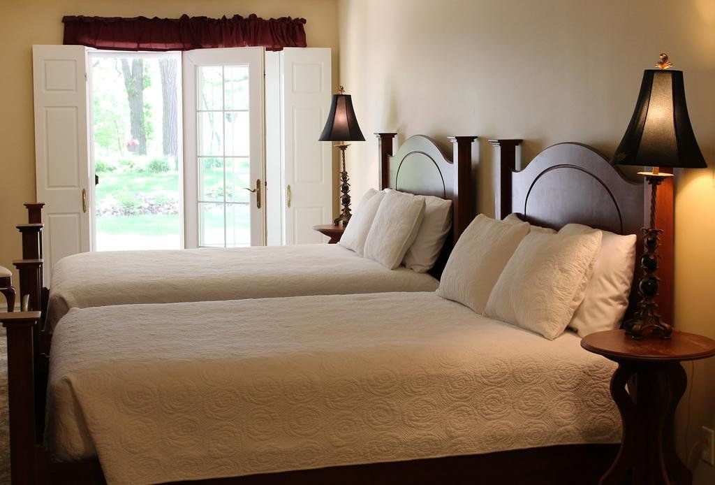 The Oakwood Inn