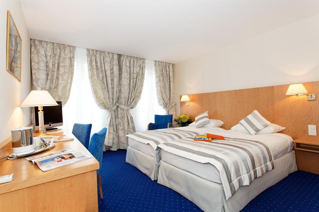 Atlantic Hotel
