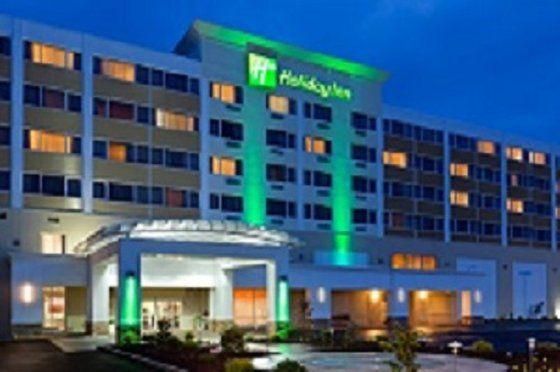 Holiday Inn New York-JFK Airport Area, an IHG Hotel