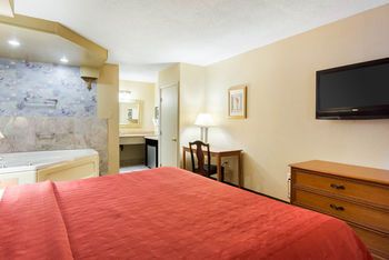 Quality Inn South Hill I-85
