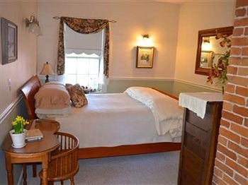 Pryor House B&B