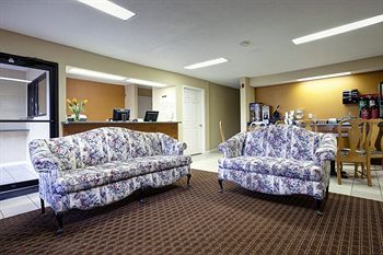 Americas Best Value Inn-Montezuma