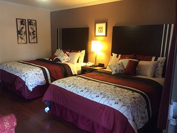 Muir Lodge Motel