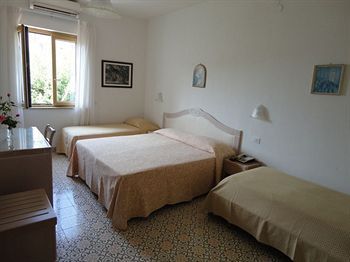 Hotel Candia