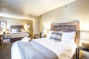 Trailhead Inn