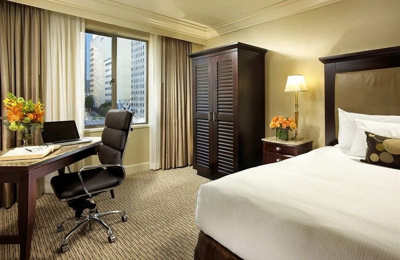 Hilton Checkers Los Angeles
