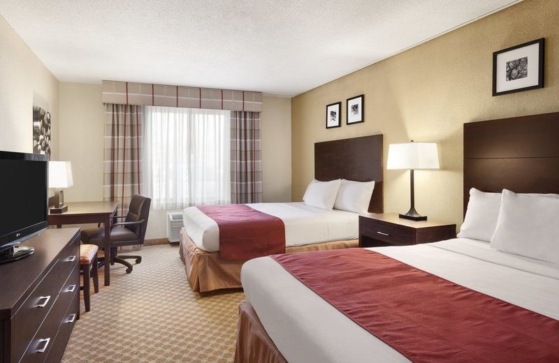 Country Inn & Suites by Radisson, Coon Rapids, MN