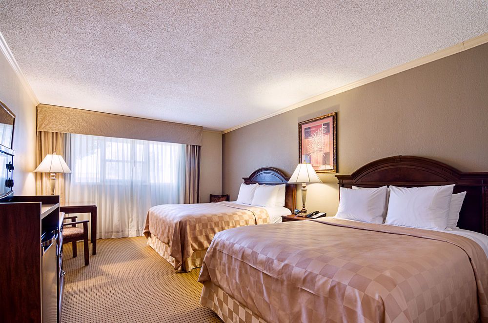 Clarion Inn Garden City