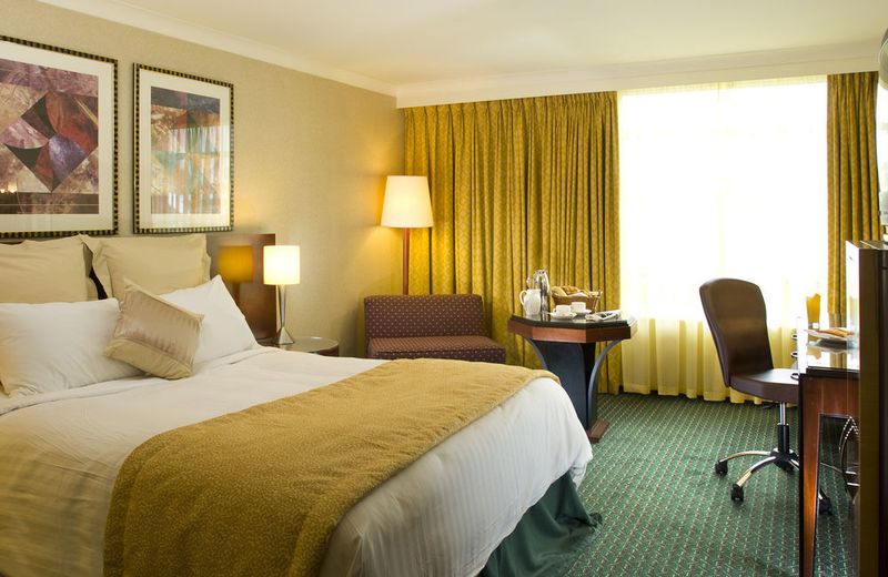 Crowne Plaza Liverpool - John Lennon Airport, an IHG Hotel