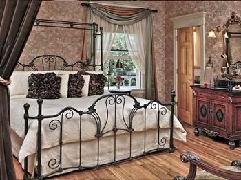 Gibson Mansion Bed and Breakfast