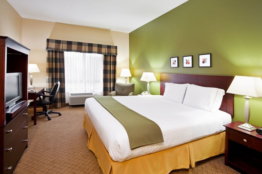 Holiday Inn Express Hotel & Suites Athens, an IHG Hotel