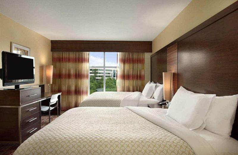 Embassy Suites Atlanta - Kennesaw Town Center