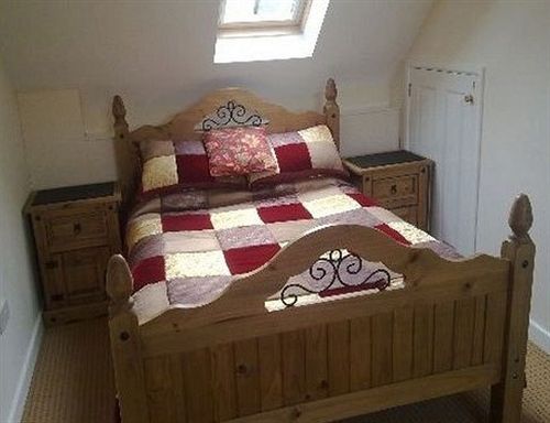 The Poplars Bed & Breakfast