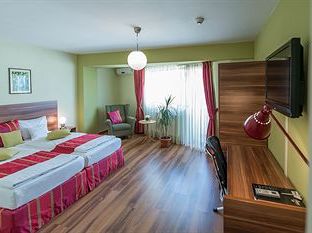 Hotel Image 1