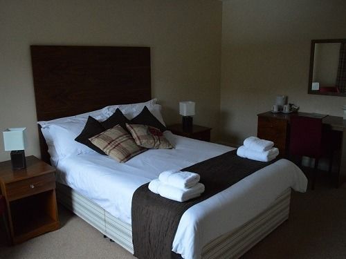 Lochailort Inn