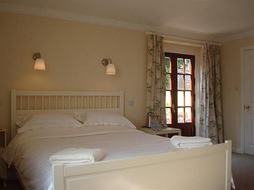 Overhailes Farm Bed & Breakfast & Self Catering Cottages