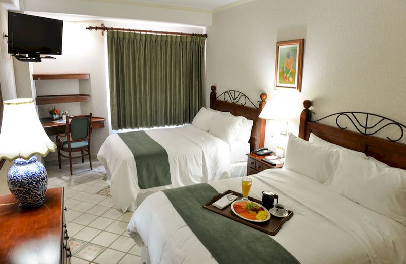 Hotel Arcos Del Parque