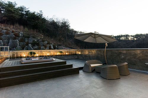 Outdoor Pictures 24