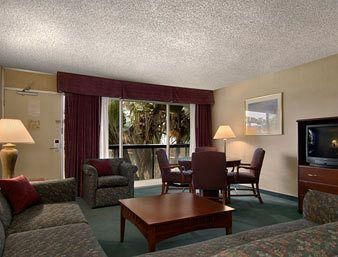 Ramada by Wyndham Sunnyvale/Silicon Valley