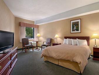 Days Inn by Wyndham Guelph