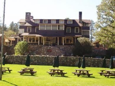 State Game Lodge & Resort