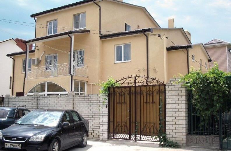 GUEST HOUSE SVYATICH