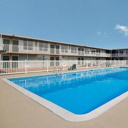 University Inn Warrensburg