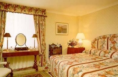 The Airds Hotel and Restaurant