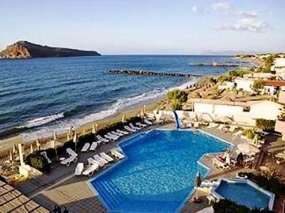 Hotel Haris on the beach