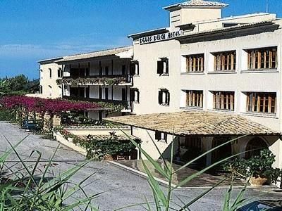 BELLOS BEACH HOTEL