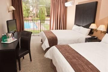 The Pearl of Oudtshoorn Hotel