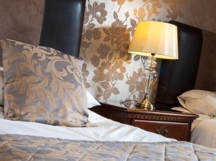 Cairndow Stagecoach Inn