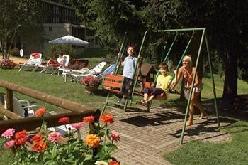 Outdoor Pictures 15