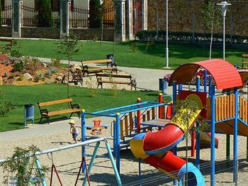 Outdoor Pictures 22