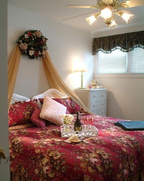 Boathouse Bed & Breakfast
