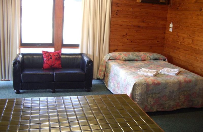 Aaroona Holiday Resort