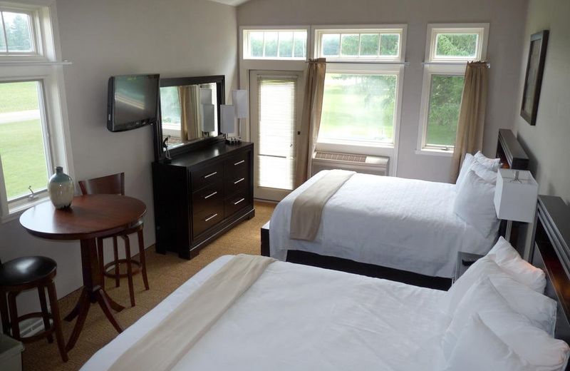 Fairway Suites At The Peak