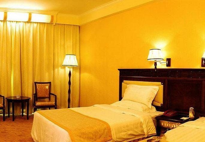Golden Star Holiday Hotel
