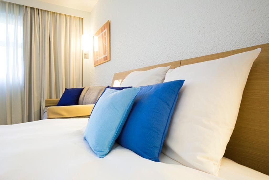 B&B HOTEL Lyon Nord 4 étoiles