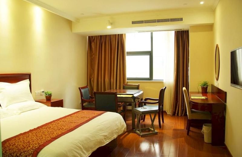 GreenTree Inn Zhoushan Putuo Donggang Business Hotel