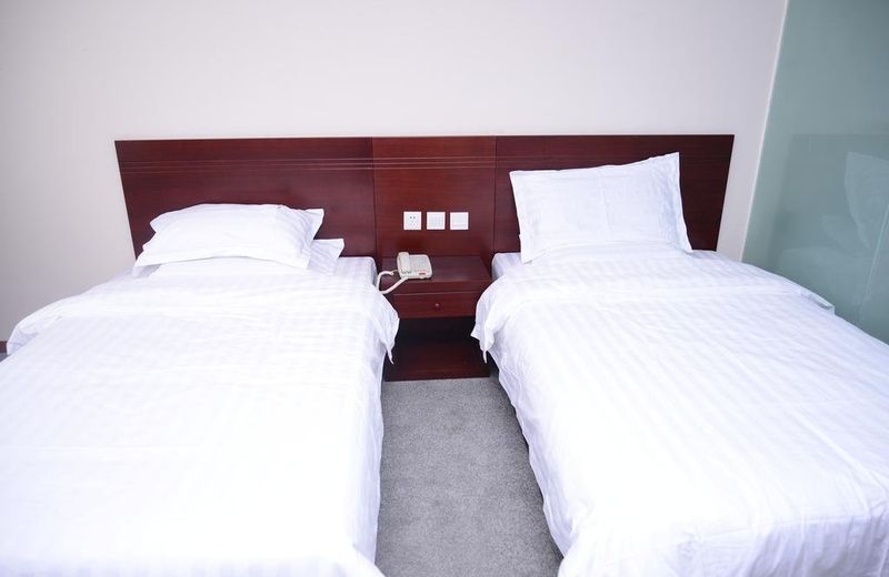 Super 8 Hotel