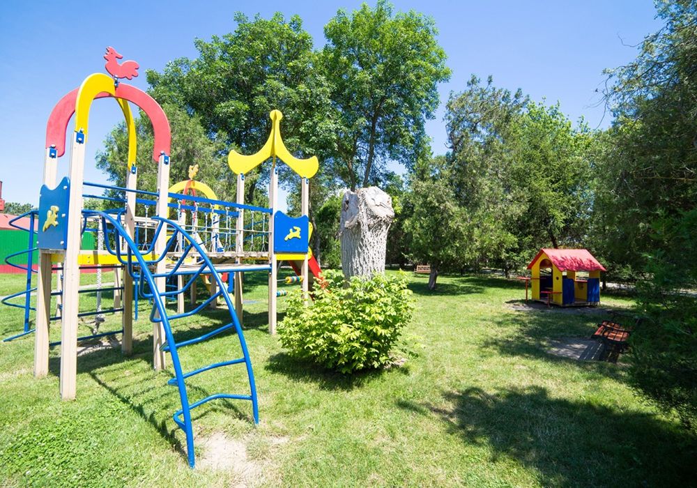 Outdoor Pictures 21
