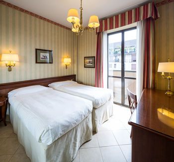 Atahotel Linea Uno