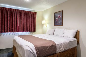 Econo Lodge New Ulm