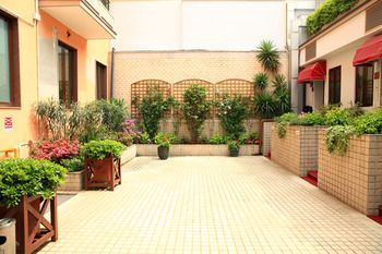 Outdoor Pictures 21