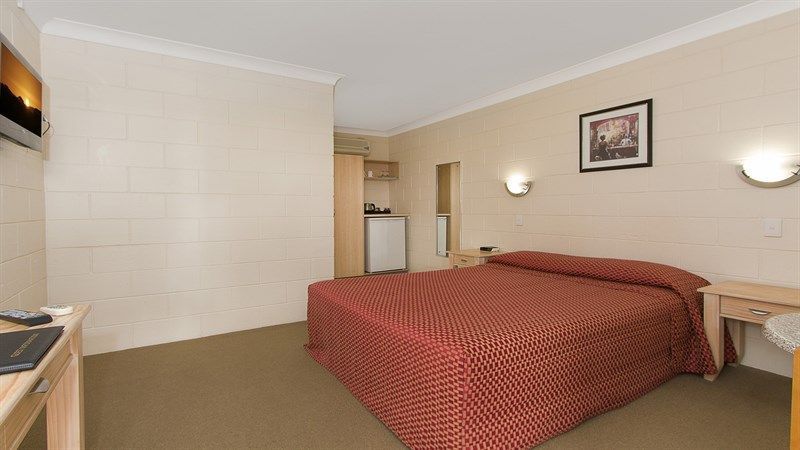 Nambour Lodge Motel
